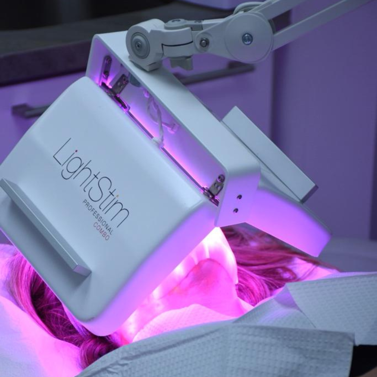 Microneedling + PRP + Lightstim